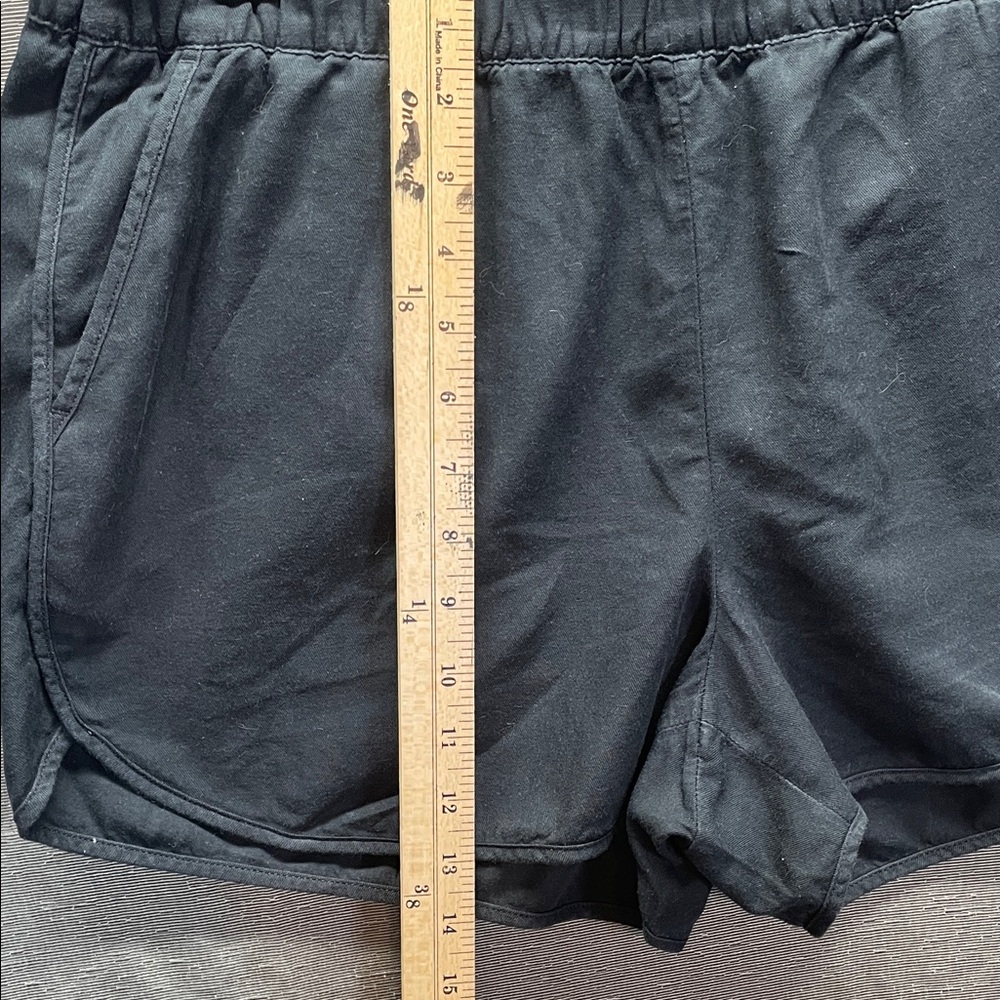 Madewell Black‎ Athletic Shorts Elastic Waistband Moisture-Wicking - Picture 4 of 8